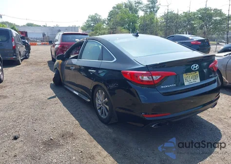 2017 Hyundai Sonata Sport z USA, uszkodzony, nr VIN 5NPE34AFXHH462720